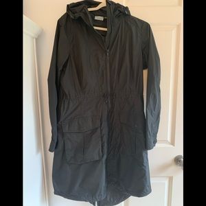 Athleta City Slicker rain jacket - black Medium